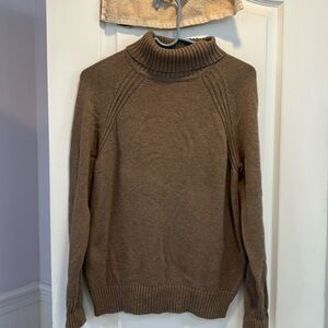JEANNE PIERRE Brown Turtleneck Sweater